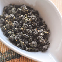 Load image into Gallery viewer, Taiwan Oolong Tea | A Li Shan