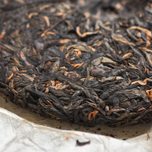Load image into Gallery viewer, 2009 NanNuo Ancient Tree Tea - LEGEND OF TEA