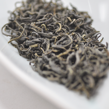 Muatkan imej ke dalam penonton Galeri, Selected Young Leaf Green Tea - LEGEND OF TEA