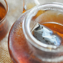 Load image into Gallery viewer, Lots White Tea with Dried Mandarin Peel - LEGEND OF TEA