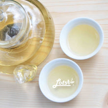 Load image into Gallery viewer, Lots Ginseng Flower Green Tea - LEGEND OF TEA