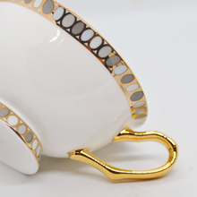 Muatkan imej ke dalam penonton Galeri, Vintage Style Tea Cup Set - LEGEND OF TEA