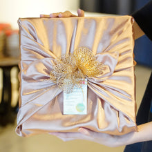 Load image into Gallery viewer, Hari Raya 2026 Gift Set | Harvest of Harmony 和悦丰收
