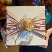 Load image into Gallery viewer, Hari Raya 2026 Gift Set | Blessed Gathering 福聚一堂
