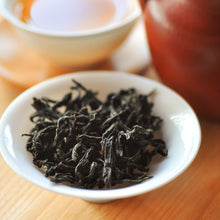 Muatkan imej ke dalam penonton Galeri, Wild Black Tea [ Peach Scent ]
