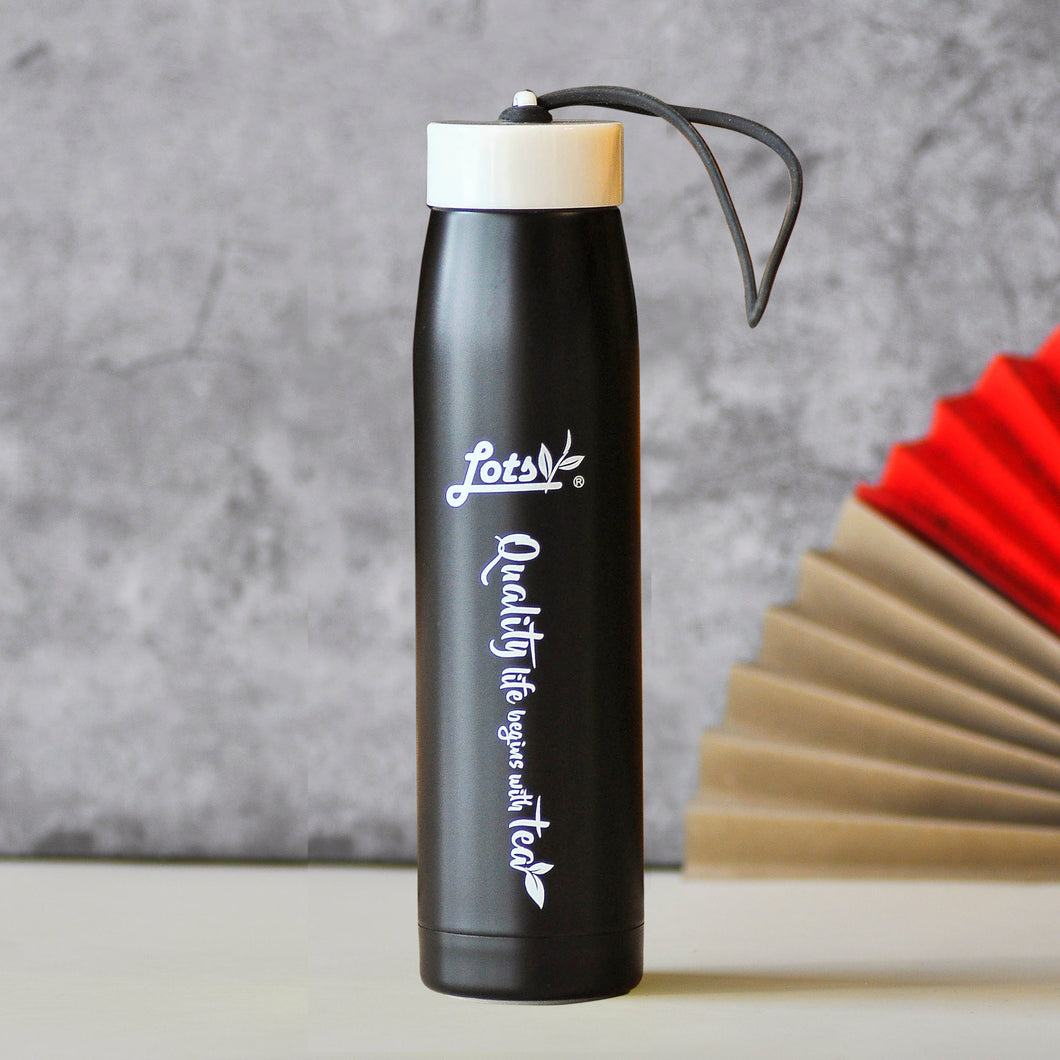 a close up of a thermos flask with black color