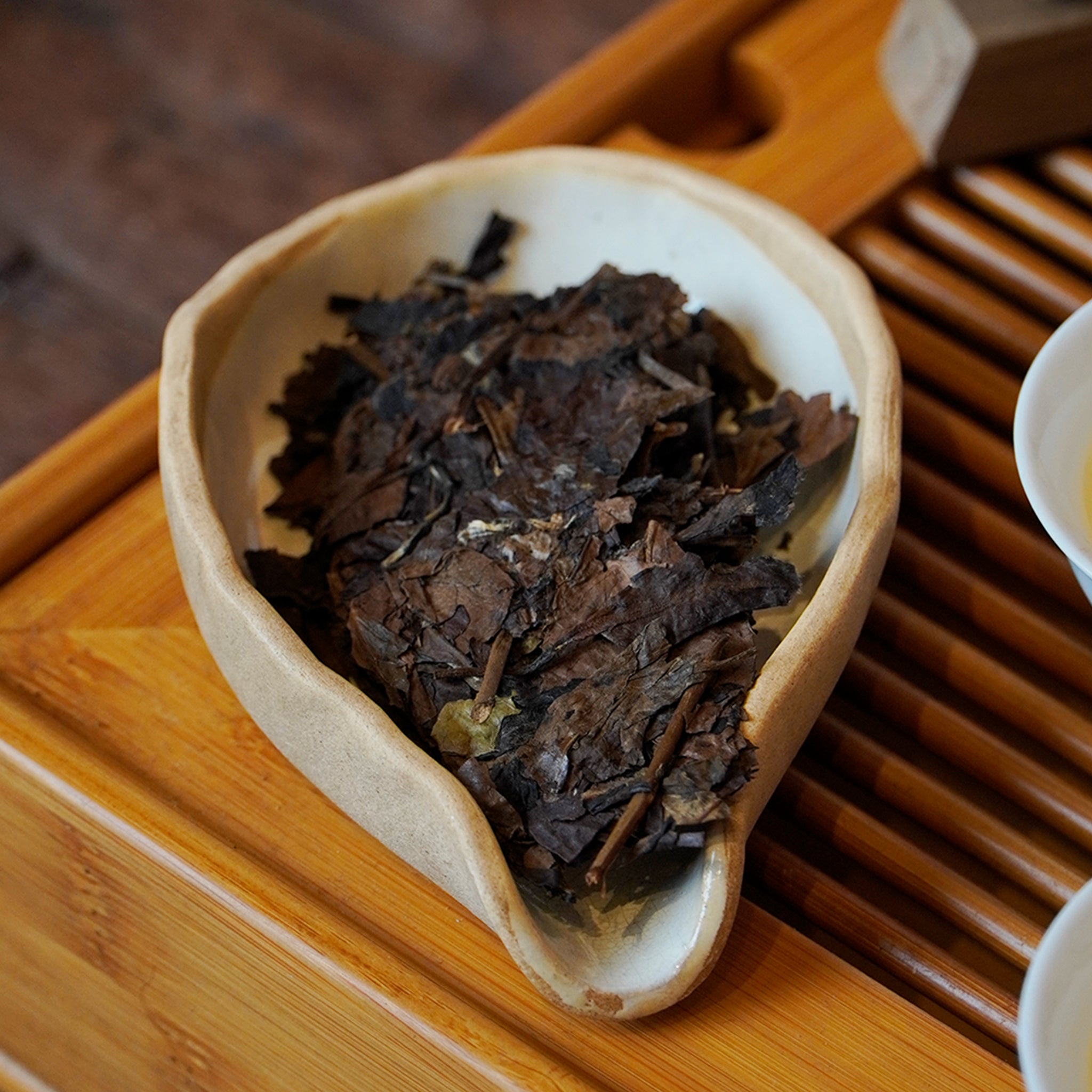 17' Aged White Tea 老白茶 – LEGEND OF TEA