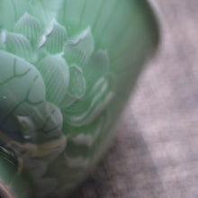 Muatkan imej ke dalam penonton Galeri, Celadon Relief Lotus Master Tea Cup | Tall - LEGEND OF TEA
