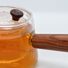 Muatkan imej ke dalam penonton Galeri, Wooden Handle Glass Tea Pot - LEGEND OF TEA
