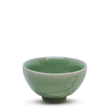 Muatkan imej ke dalam penonton Galeri, Celadon Relief Lotus Master Tea Cup | Bowl Shape - LEGEND OF TEA
