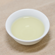 将图片加载到图库查看器，Selected Young Leaf Green Tea - LEGEND OF TEA
