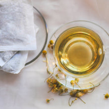 Load image into Gallery viewer, Lots Chamomile Oolong Tea
